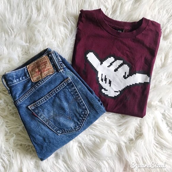 Vans Tops - Micky Mouse Shaka Graphic Tee🤙🏽